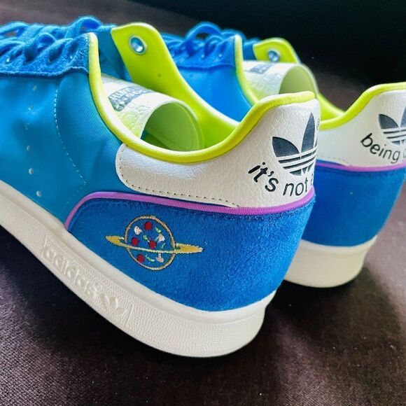 Rare Sample Tags Adidas Toy Story Blue Green Mens 9 US 42 2/3 EUR - Picture 4 of 8